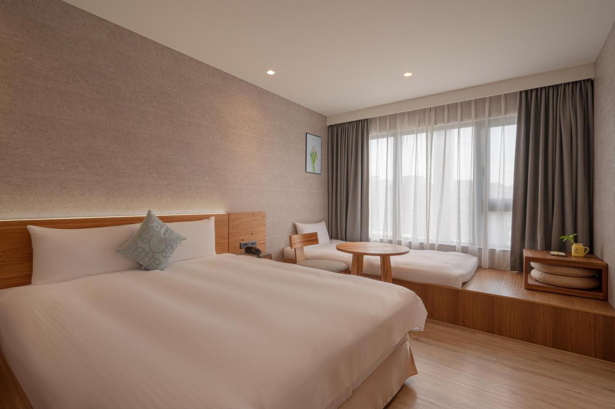 In Joy Hotel Taichung Extérieur photo