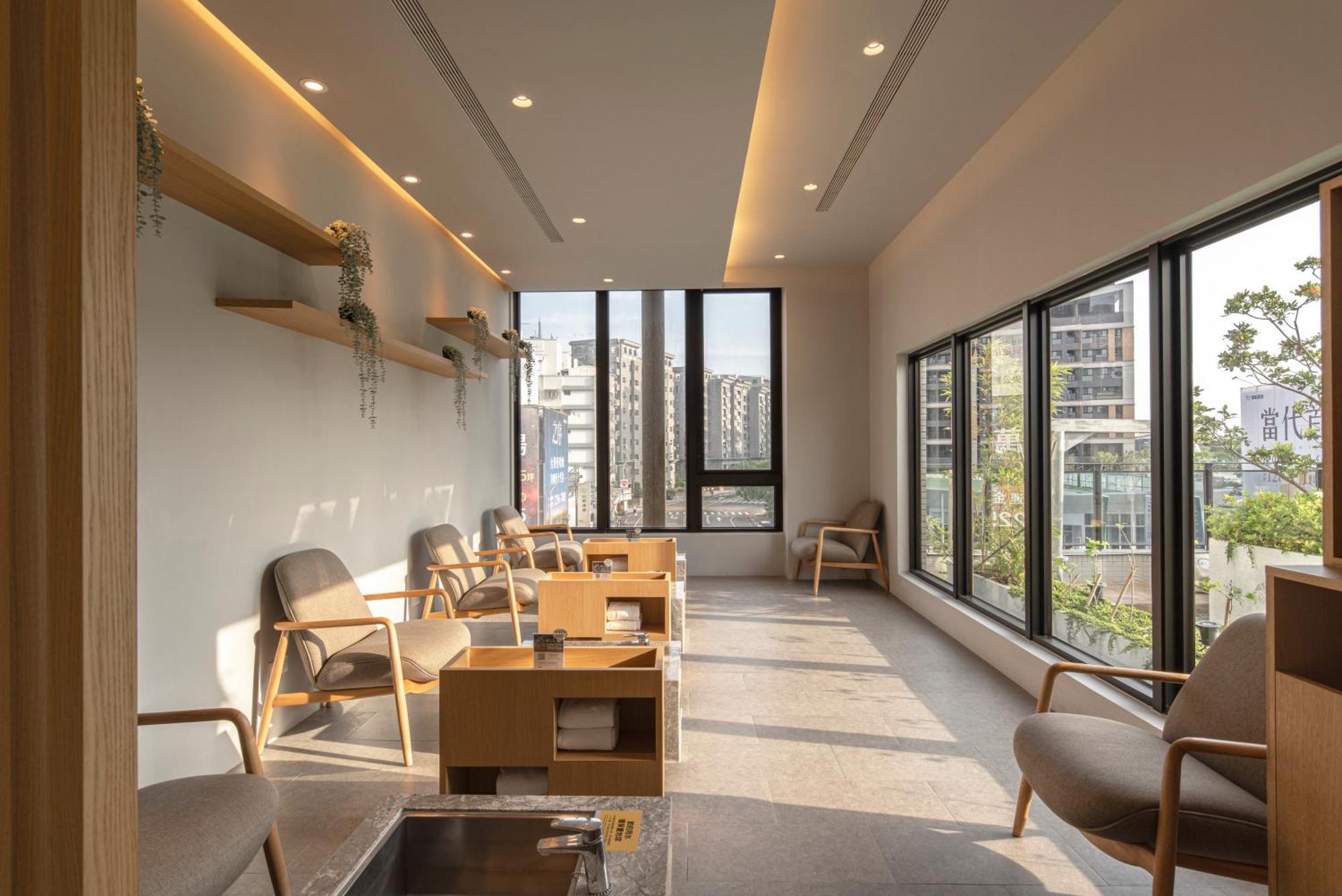 In Joy Hotel Taichung Extérieur photo