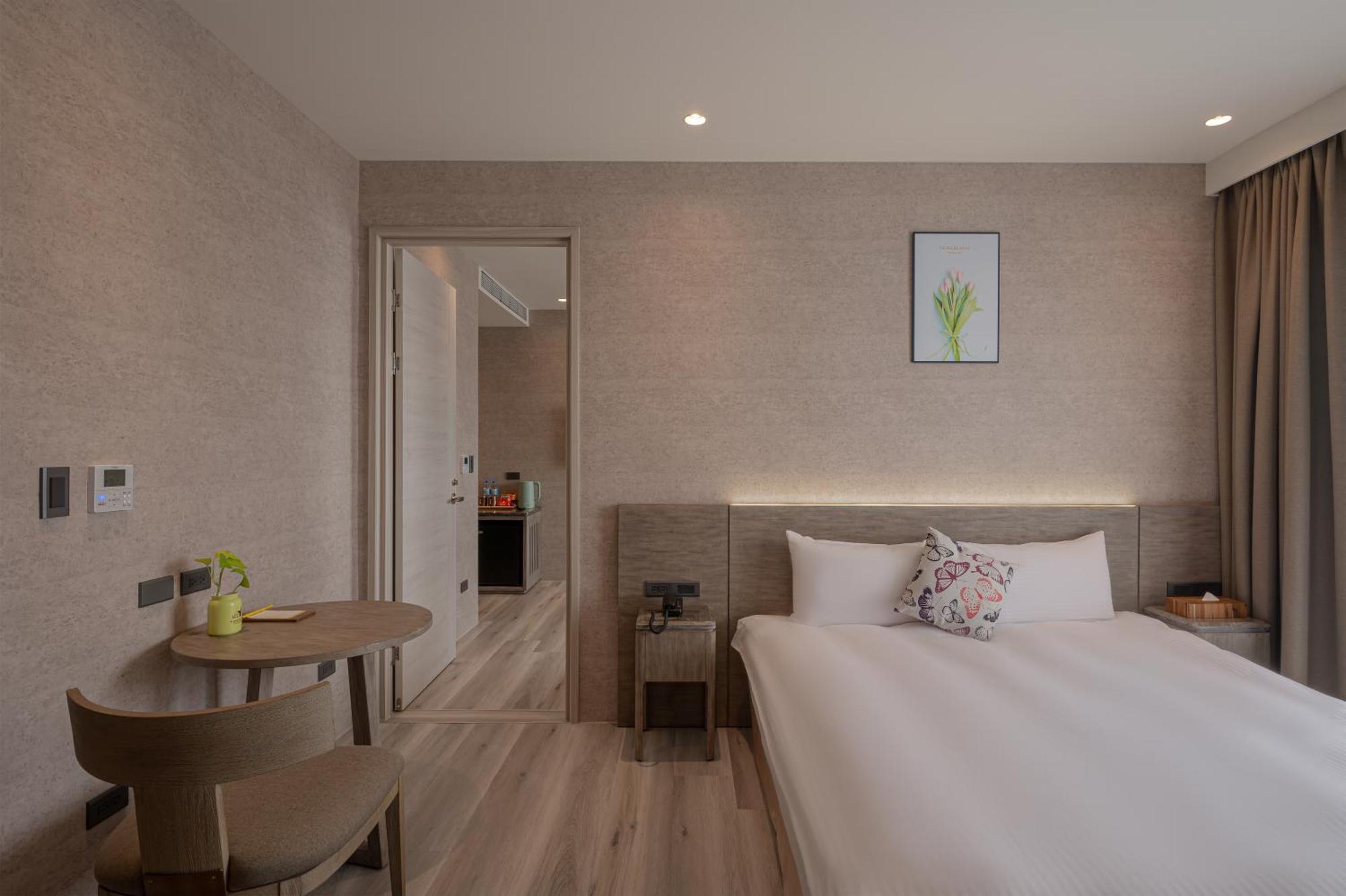 In Joy Hotel Taichung Extérieur photo