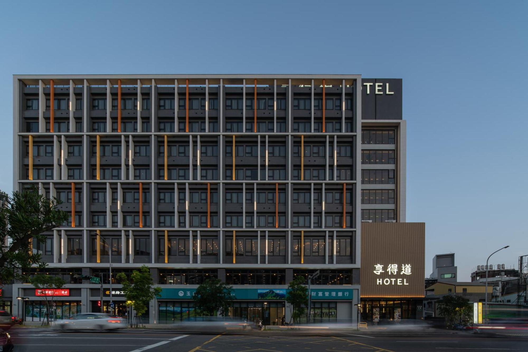 In Joy Hotel Taichung Extérieur photo